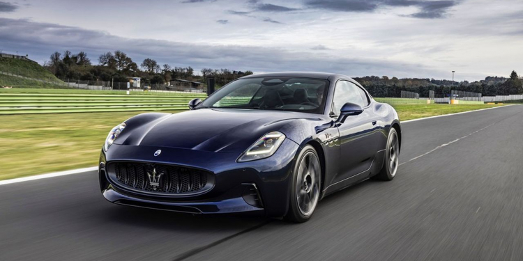 Maserati à 221 km/h : un père récidiviste arrêté sur l’autoroute A4″