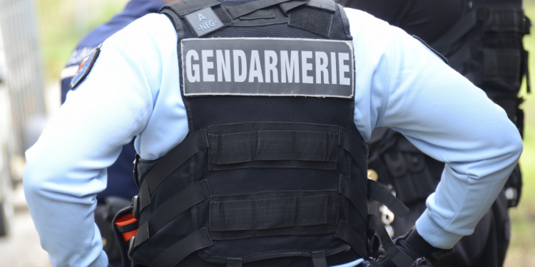 Rodéo automobile et voitures de luxe : un mariage à Ris-Orangis finit à la fourrière