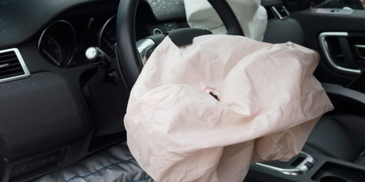 Rappel massif d’airbags Takata : plus de 15 constructeurs concernés