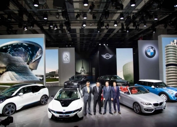 BMW, MINI et BMW Motorrad font leur grand retour au Mondial de l’Auto 2024