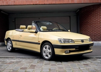 Vente aux enchères d’une Peugeot 306 Cabriolet unique