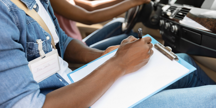 Contrôle surprise : un moniteur d’auto-école sous l’emprise du cannabis