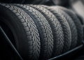 Pneus été vs. pneus 4 saisons : quelles différences ?