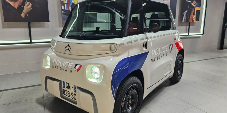 La Police Nationale bientôt équipée de Citroën AMI ?