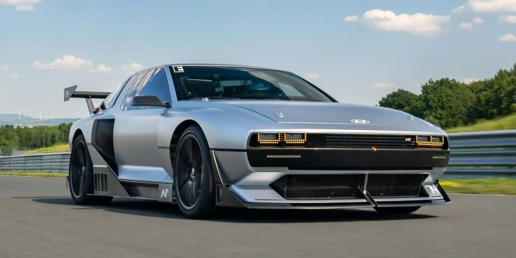 N Vision 74 : Hyundai officialise la production de son concept-car électrique