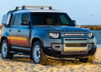 Land Rover Defender Beach Break : le Defender en mode retro