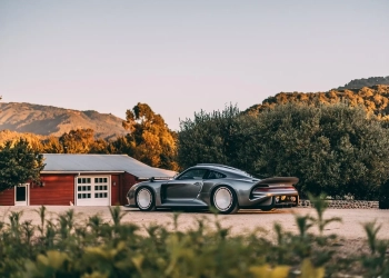 Tuthill GT One : une Porsche GT1 pour la route