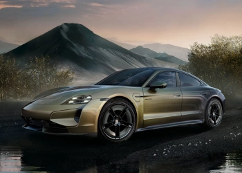 Porsche Taycan Turbo S Celestial Jade : une œuvre unique inspirée de la tradition asiatique