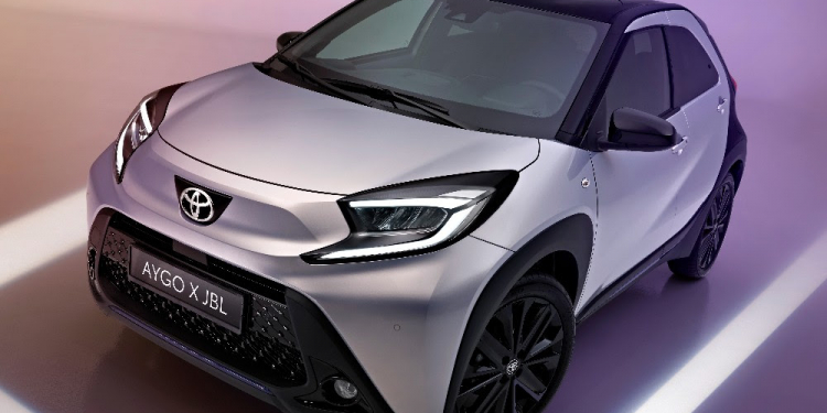 La Toyota Aygo X JBL : compacte, stylée et résolument musicale