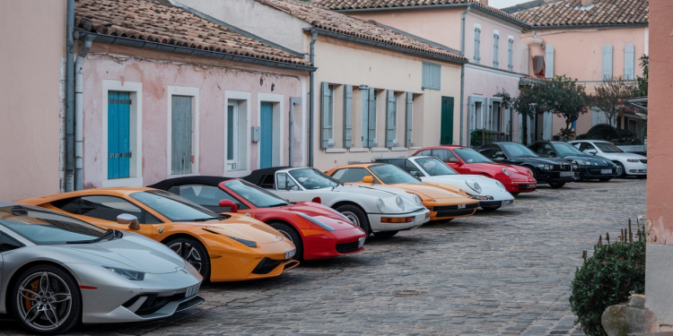 Immatriculations frauduleuses : douze voitures de luxe confisquées dans le Var