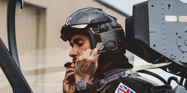 Lewis Hamilton futur astronaute ?