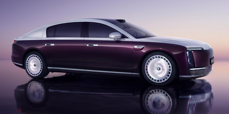 Huawei lance une berline de luxe pour concurrencer Maybach