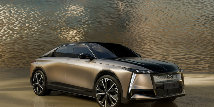 DS N°8 : l’automobile premium électrique à la française