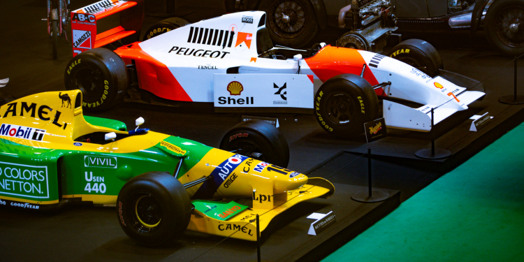 La Formule 1 française à l’honneur : une rétrospective unique à Rétromobile 2025