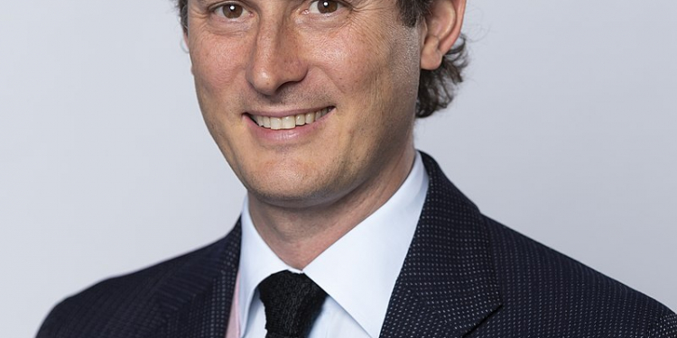 Qui est John Elkann, le nouveau président de Stellantis ?