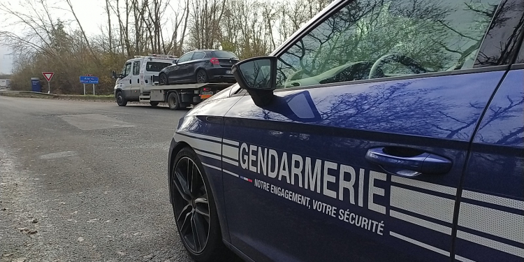 Flashé à 180 km/h à 19 ans : il voulait tester son bolide