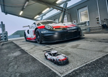 Promo Lego : la Porsche 911 RSR à prix Noël