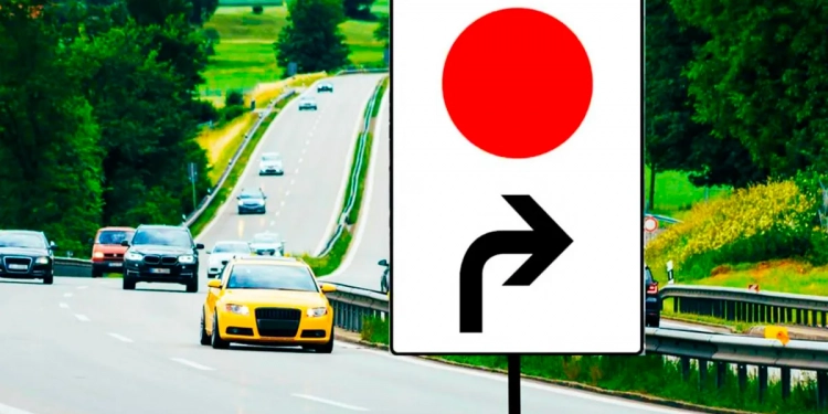 Panneau au point rouge : signification cruciale pour les conducteurs sur les routes d’Europe