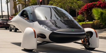 Aptera : la voiture solaire révolutionnaire entre promesses et défis