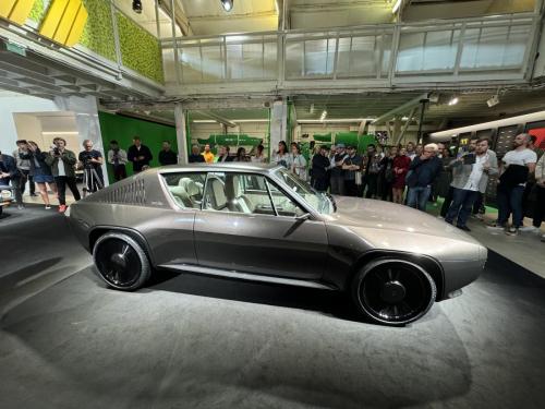 Renault 17 Restomod par Ora Ïto