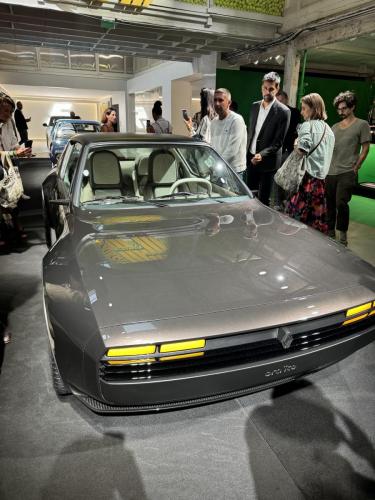 Renault 17 Restomod par Ora Ïto