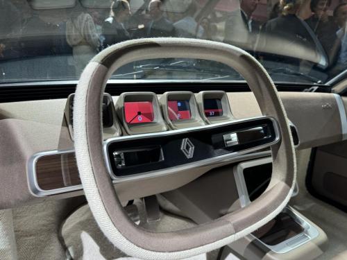 Renault 17 Restomod par Ora Ïto