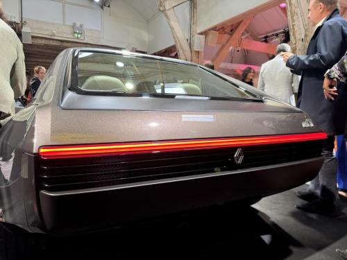 Renault 17 Restomod par Ora Ïto