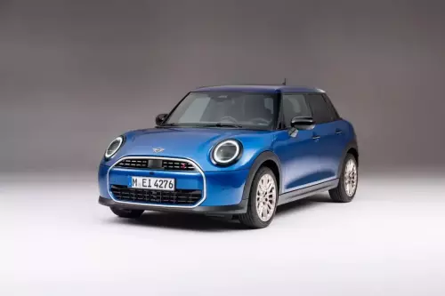 Mini Cooper 5 portes (2024)