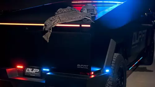 Tesla Cybertruck Unplugged Performance